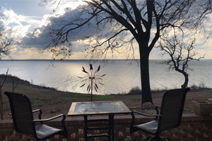 Lakefront Retreat with full lake view and access