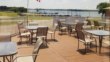 Cindy’s Waterfront Grill at Bridgeview Resort