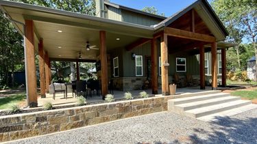 BRAND NEW Lookout Lodge less than a mile from the lake!